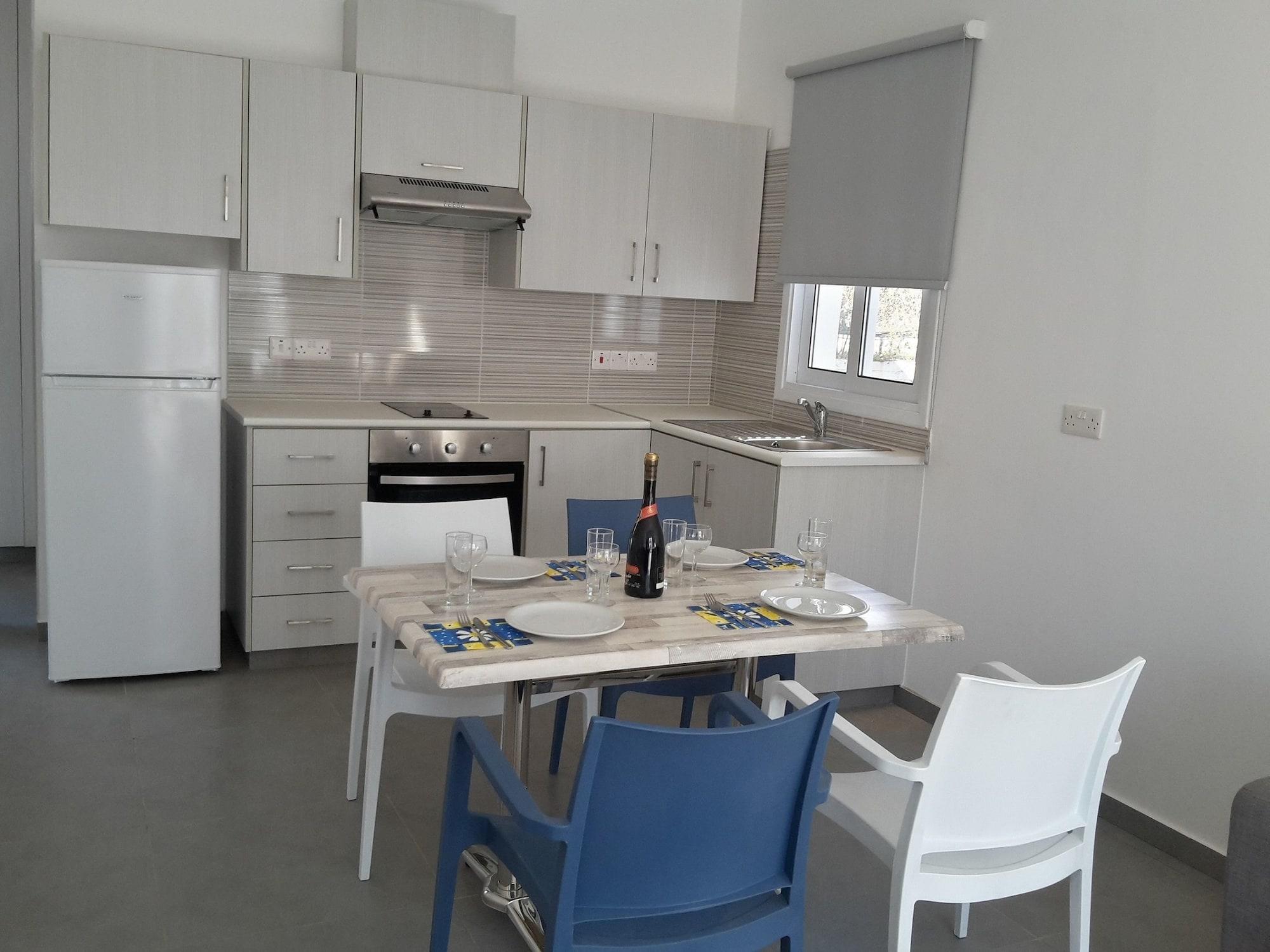 Kaos Lejlighedshotel Ayia Napa